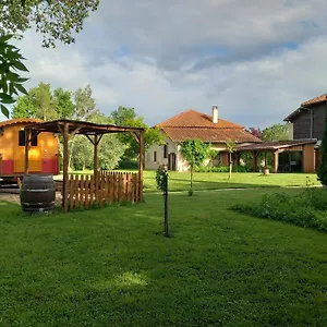 Au Pichet 3*, Saint-Orens Francia