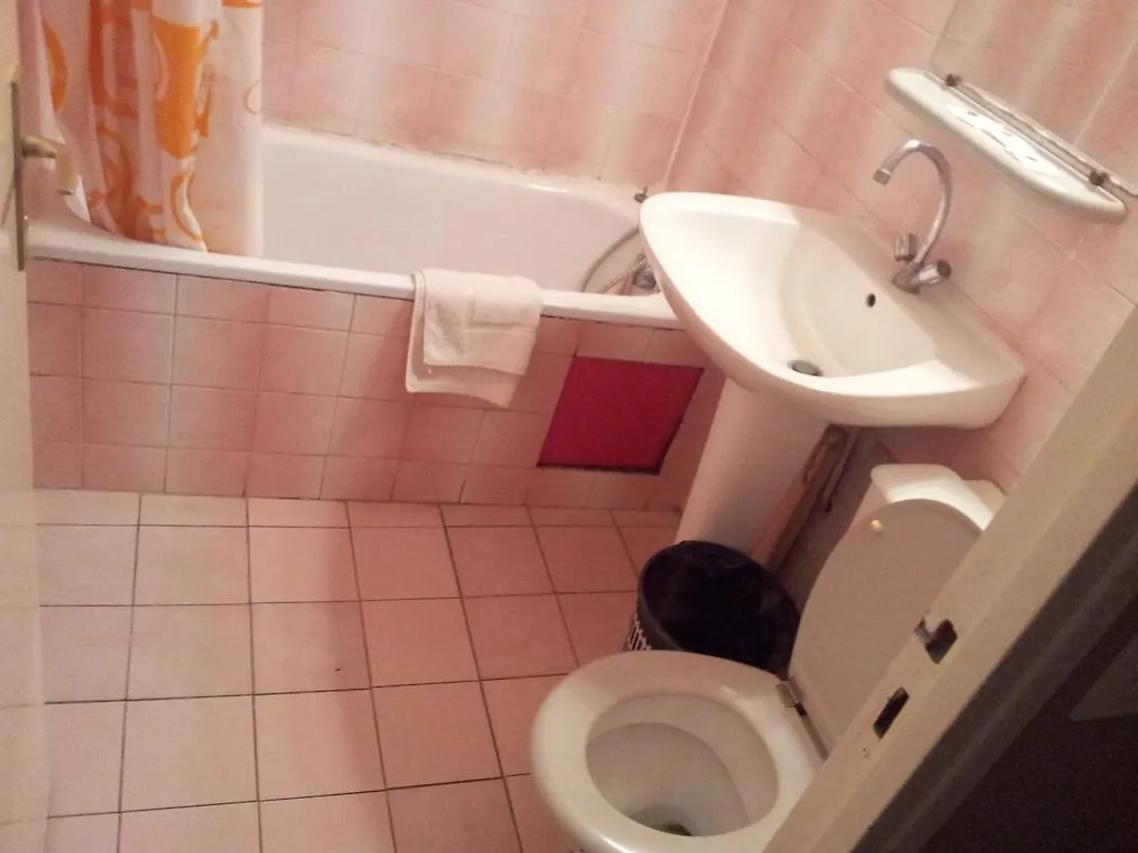 פריז Hotel Du Terrage צרפת